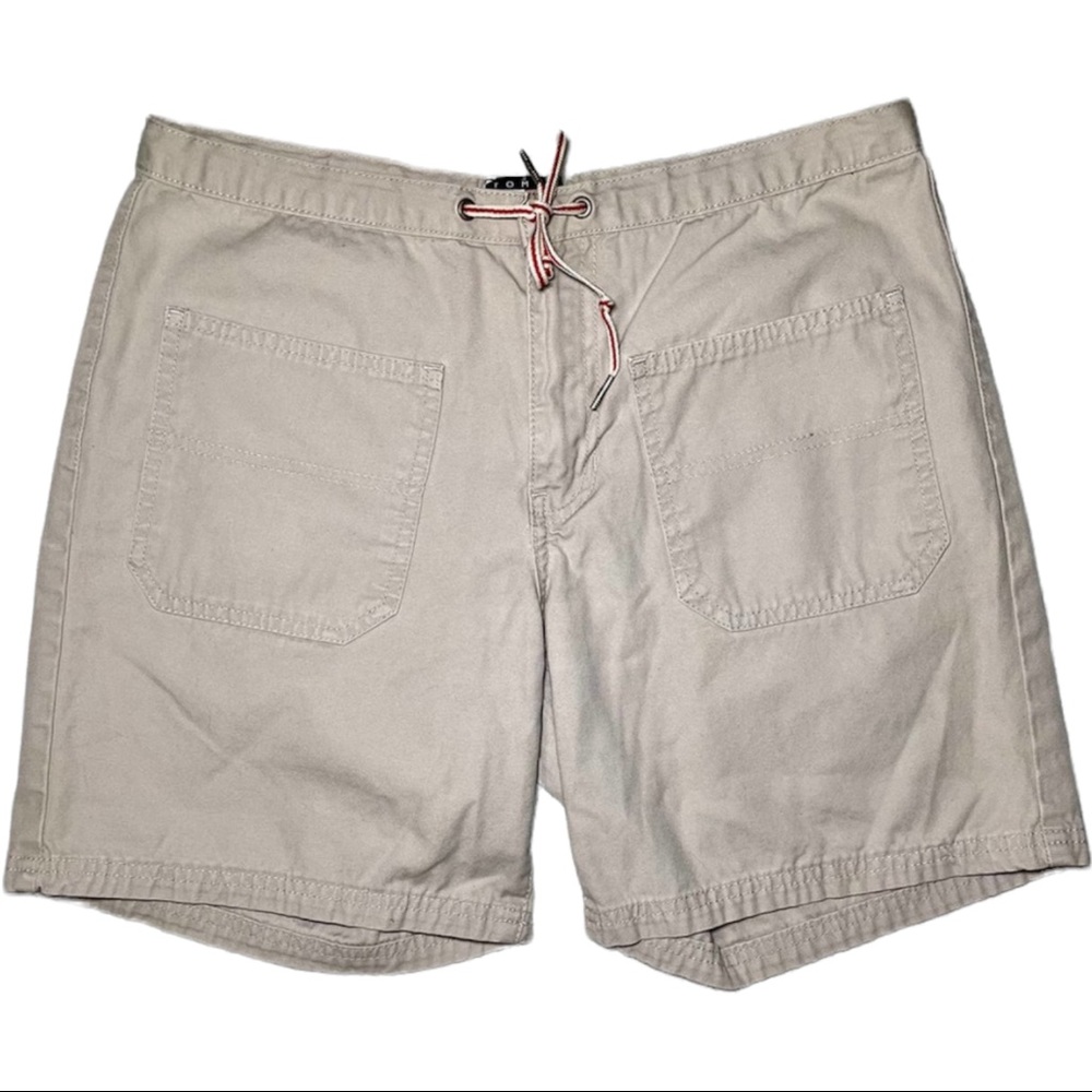 Vintage Tommy Hilfiger 'Tommy Jeans' Khaki Shorts Size 9